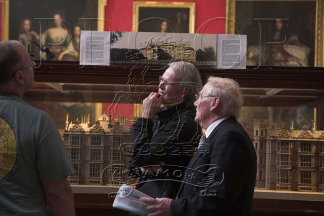 BOWHILL_HOUSE_TOURS_008