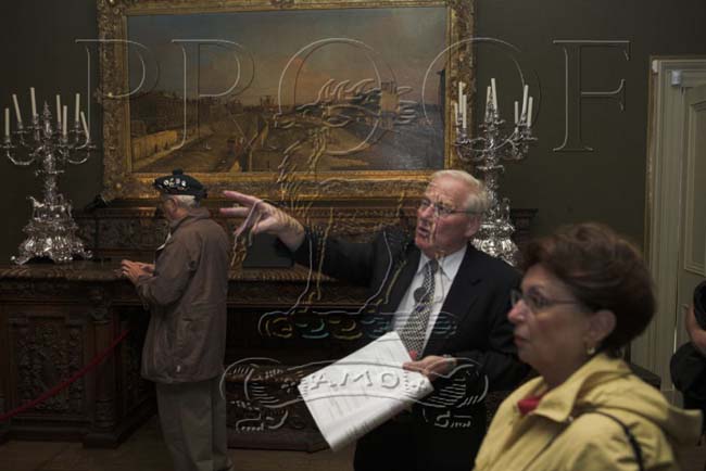 BOWHILL_HOUSE_TOURS_011